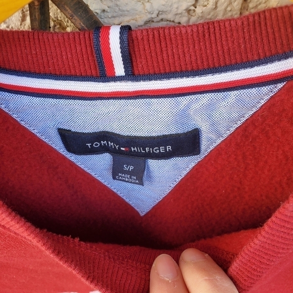 Tommy Hilfiger Embroidered Long‎ Slv Crew Sz S Sweatshirt - Picture 3 of 12